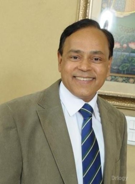 Dr Sanjay Rastogi